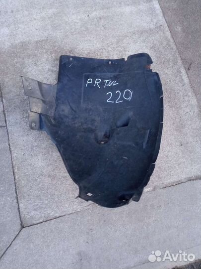 Mercedes w220 передний подкрылок