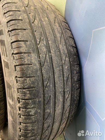 Bridgestone Dueler H/P Sport 235/65 R17 104V