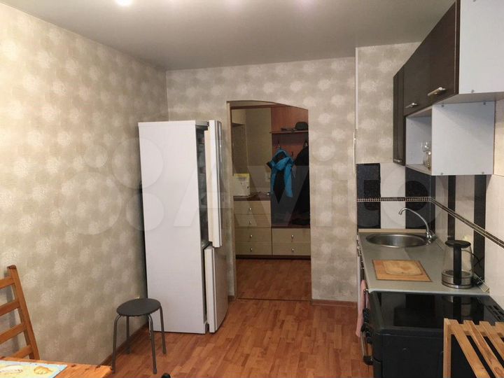 2-к. квартира, 63 м², 1/14 эт.