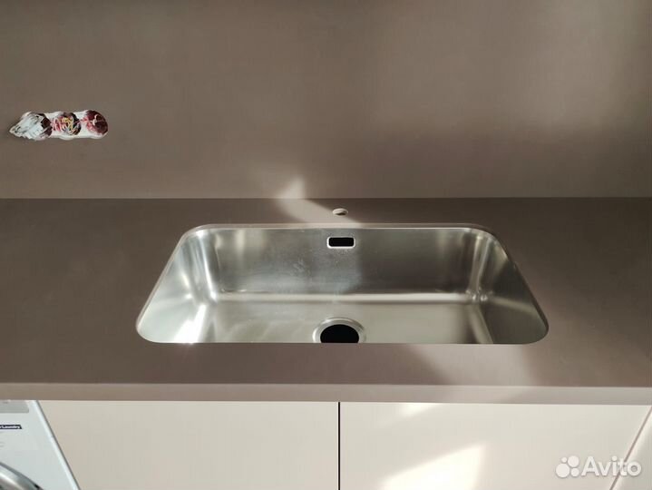 Столешницы из искусственного камня