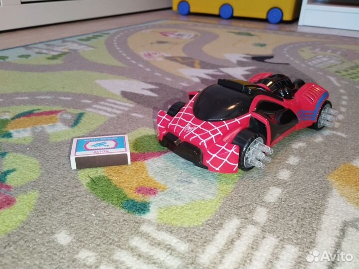 Бэтмобиль со звуком и светом