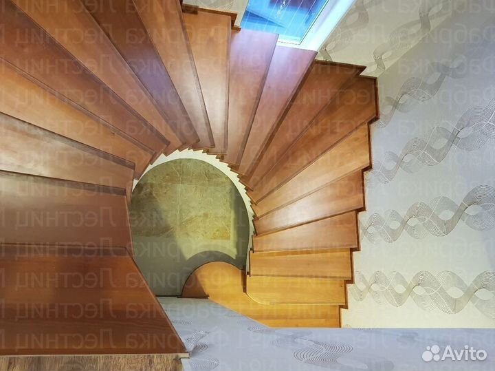 Лестницы на монокосоуре