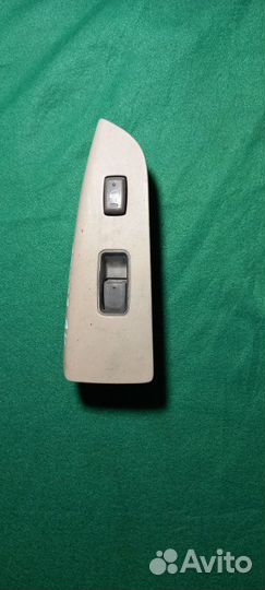 Блок управления стеклоподъемниками передний правый