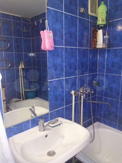 2-к. квартира, 50 м², 1/10 эт.