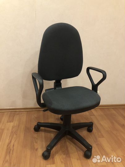 Компьютерное кресло