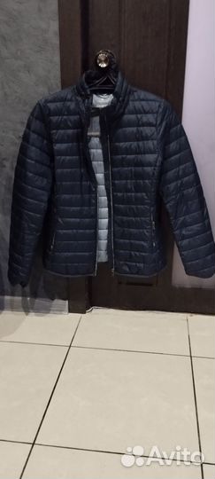 Куртка женская 42 44