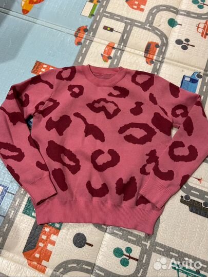 Свитер женский