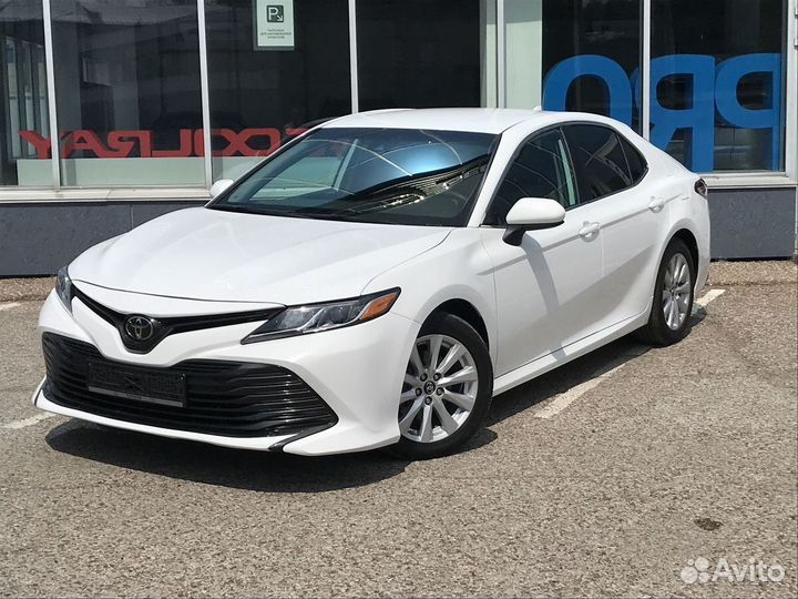 Toyota Camry, 2018