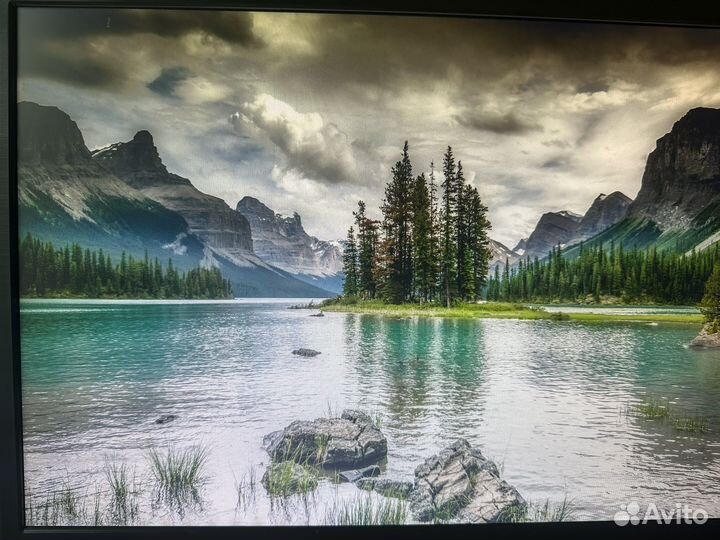 Монитор Philips 21.5