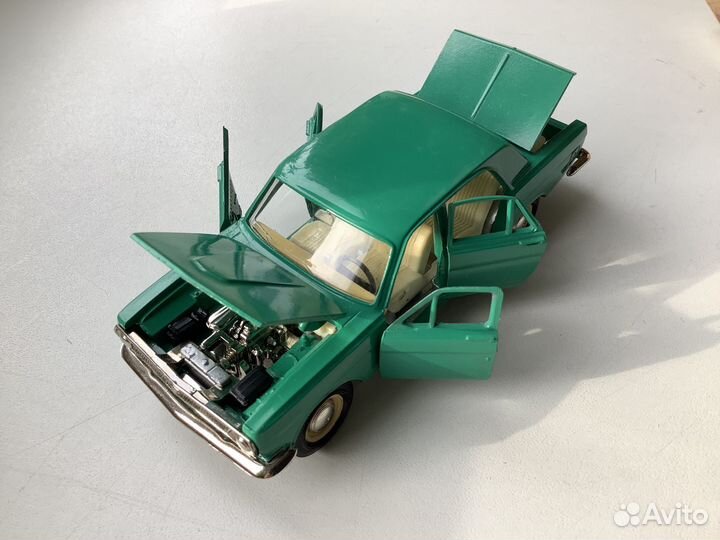 Модели автомобилей 1 43 СССР. газ-24 и газ-2402
