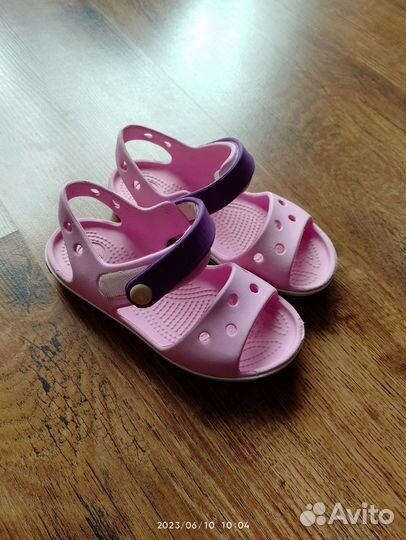 Сандали crocs c10