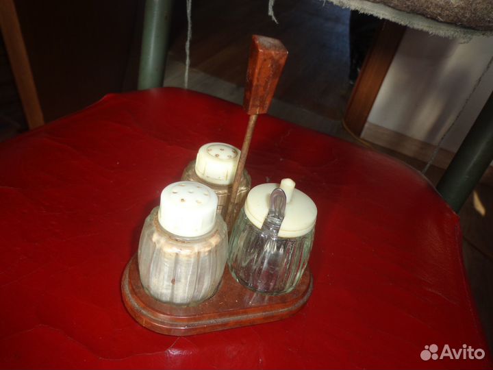 Наборы для сервировки стола (СССР)