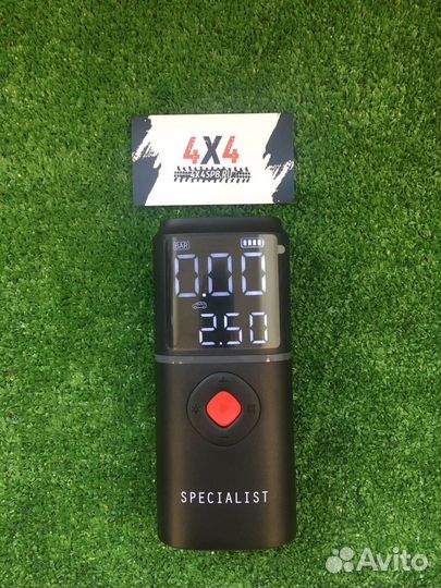 Компактный аккумуляторный компрессор berkut DAC-co