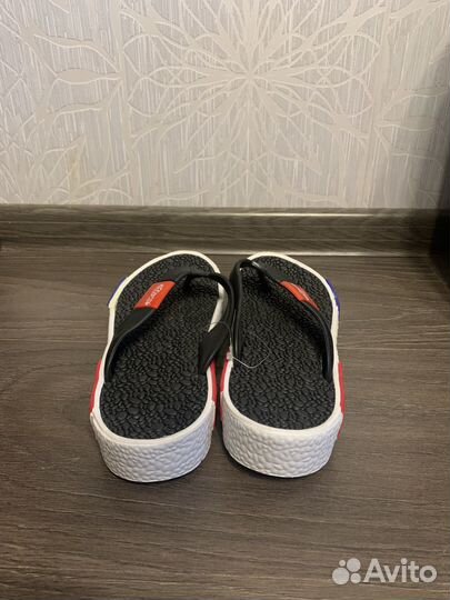 Шлепанцы женские