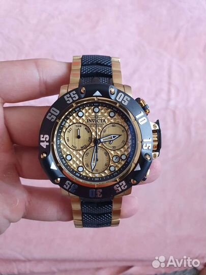 Invicta 23805 on sale