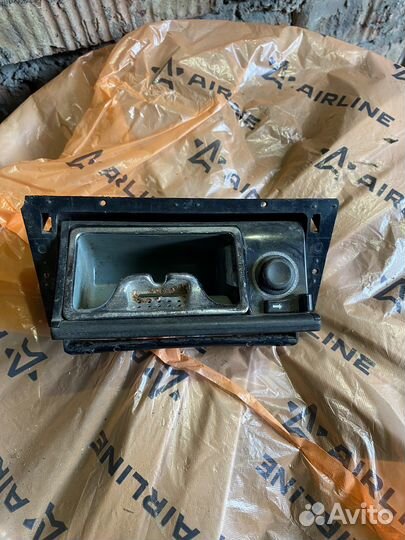 Пепельница Зебрано на Mercedes w124