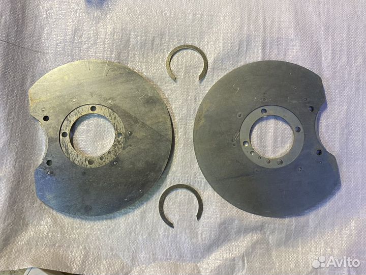 Пластины для установки Здт Нива 2121 2123