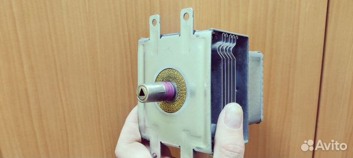 Магнетрон свч Panasonic 2M210-M1