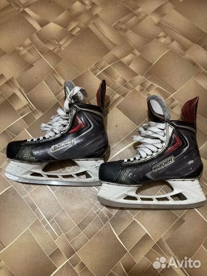 Хоккейные коньки Bauer APX2 SR 9D