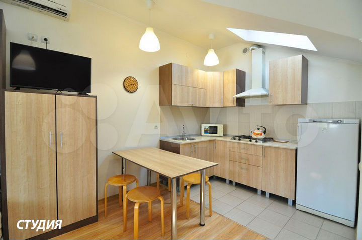 Комната 20 м² в 4-к., 1/3 эт.