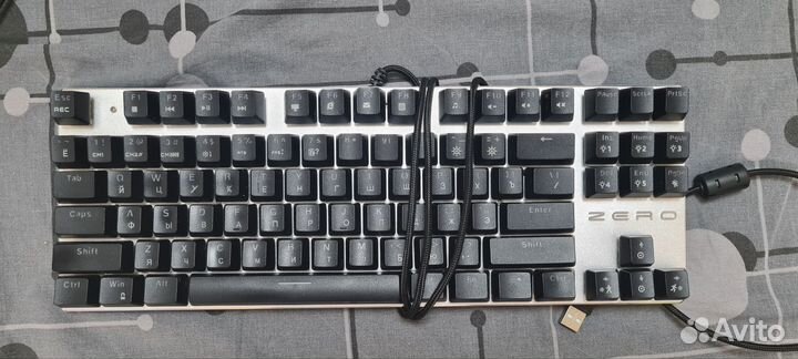 Игровая механическая клавиатура