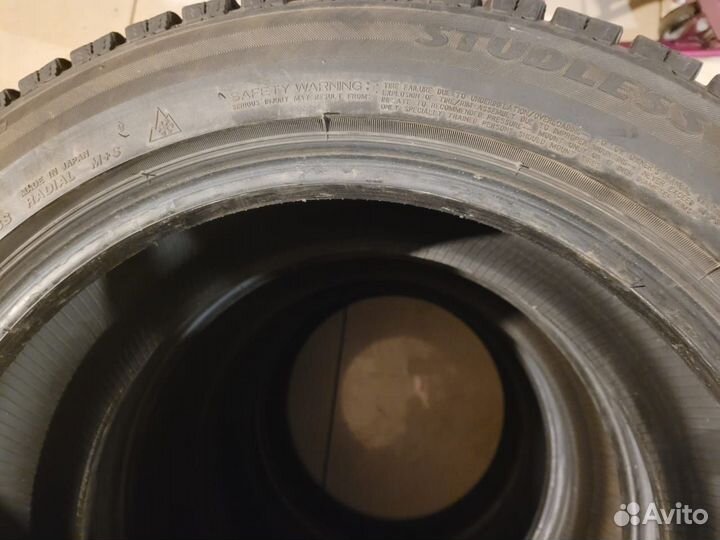 Bridgestone Blizzak RFT 225/55 R17