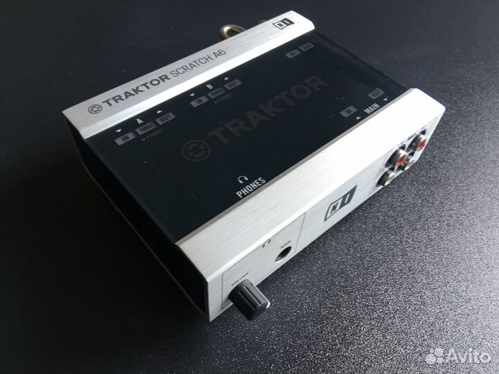 Native instruments komplete audio 6