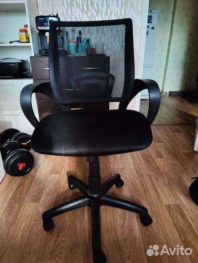 Компьютерное кресло офисное кресло