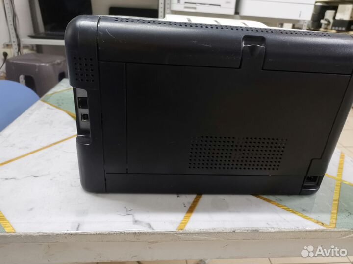 Цветной лазерный принтер Wi-Fi HP 1525nw