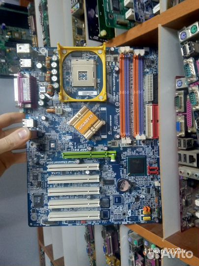 Материнские платы 775 462 370 AM2 939 754 сокеты