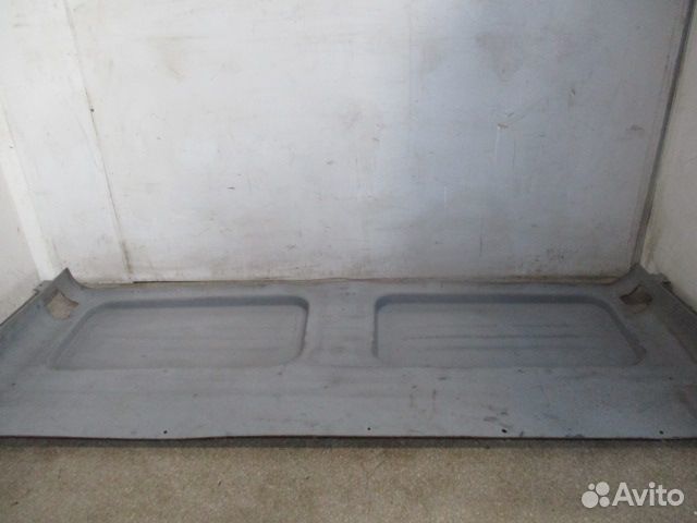 Обшивка задней стенки кабины Mercedes-Benz A943690