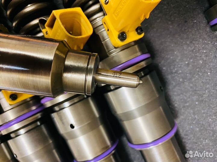 Насос-форсунки Volvo D13A 20584345