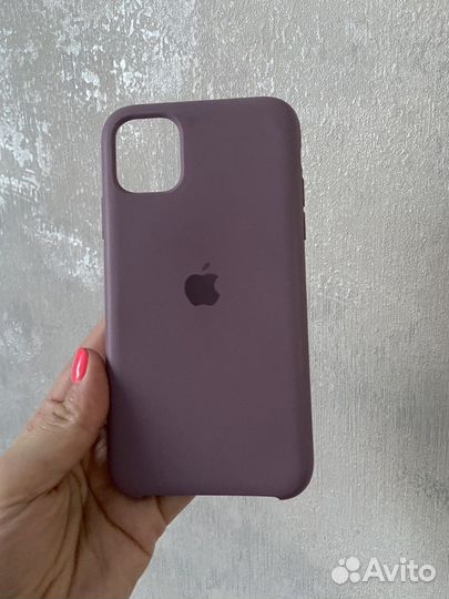 Чехол на iPhone 11