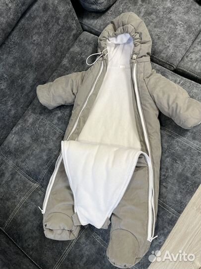 Продам зимний комбинезон р 74-80
