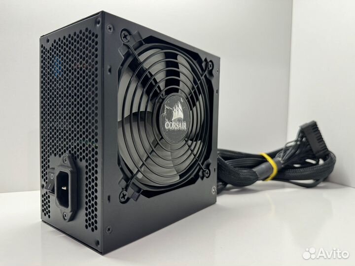 Блок питания Corsair TX750M 750W (модульный)
