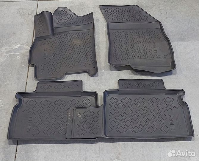 Автомобильные коврики резиновые бу