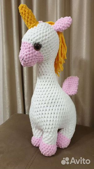 Вязаная игрушка единорог