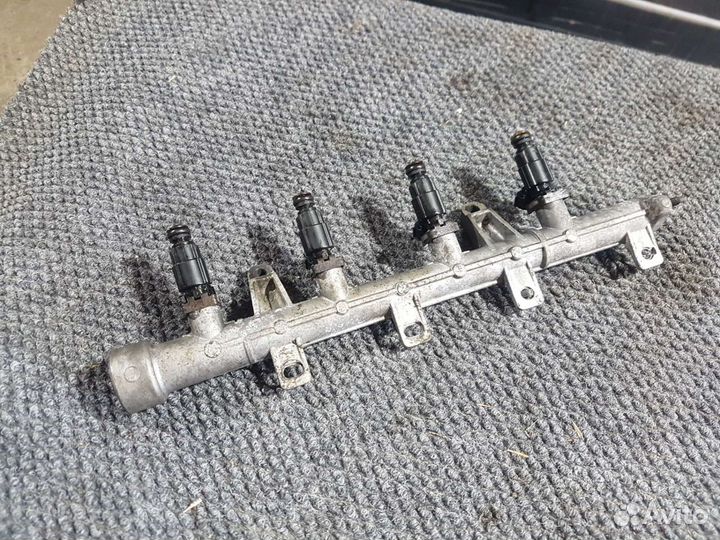 Рампа топливная Hyundai Accent 1.5л. G4EC 102 л