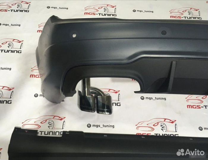 Обвес Мерседес С63 AMG W204 GT темные насадки