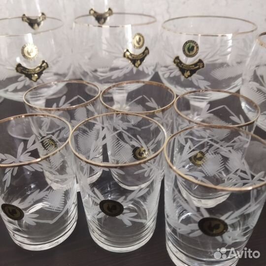 Стопки рюмки фужеры бокалы