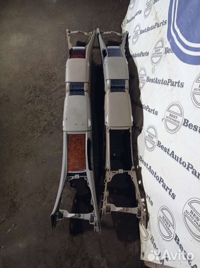 Подлокотник на Volvo S60 v70 xc70 2004