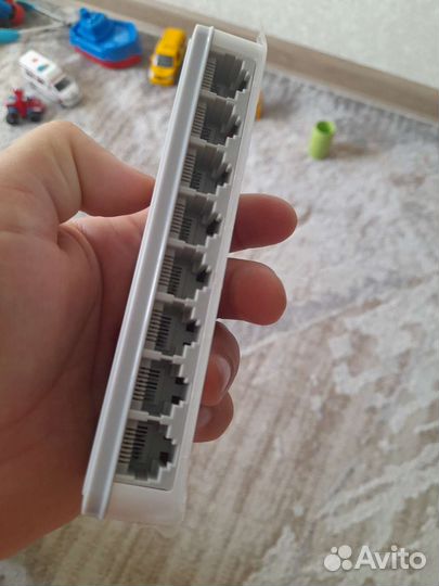 Коммутатор D-Link des 1008c 8 портов