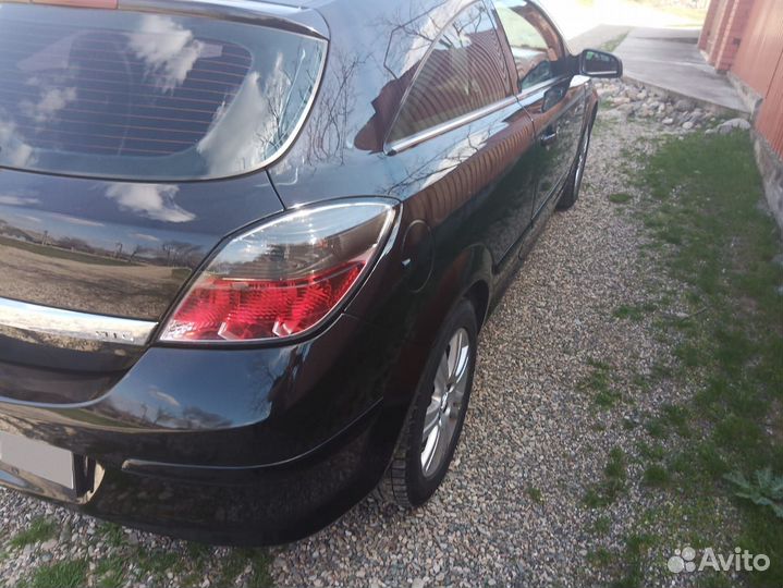 Opel Astra GTC 1.6 МТ, 2008, 200 000 км
