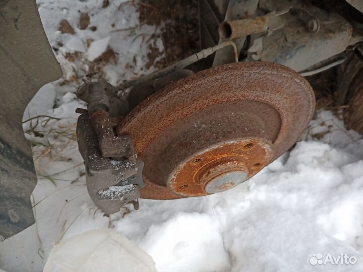 Тормозные суппорты и диски Renault Laguna 3