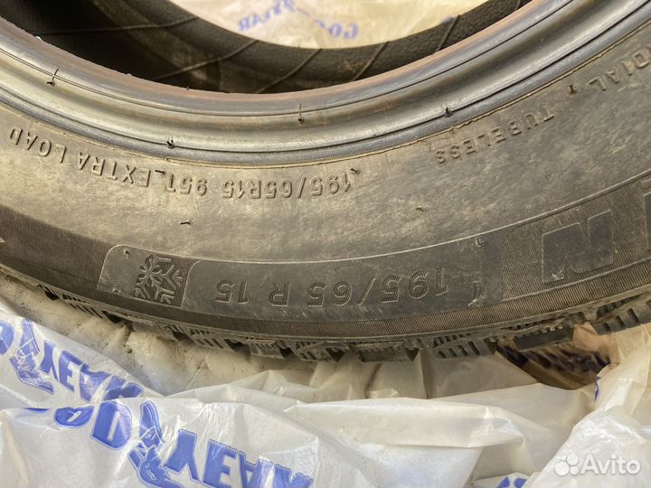 Michelin X-Ice North 4 195/65 R15 95T