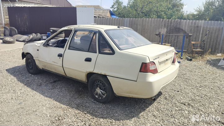 Автомобили на запчасти