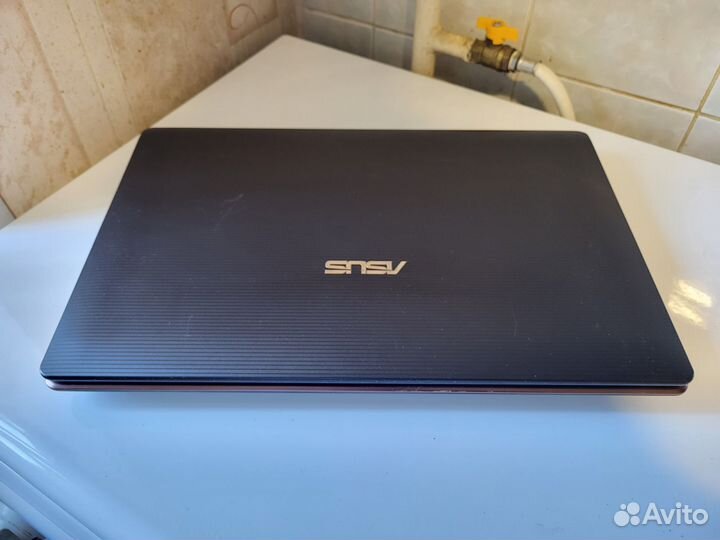 Ноутбук asus k73e