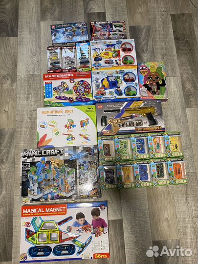 Игрушки одним лотом