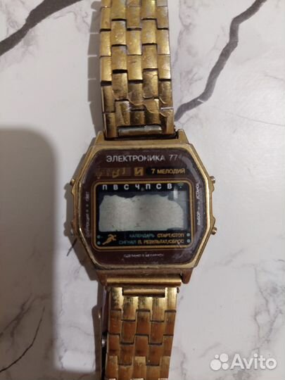 Наручные часы электроника 77