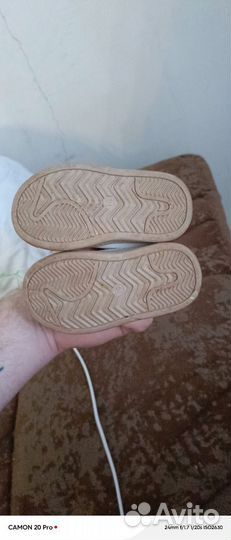 Кроссовки детские